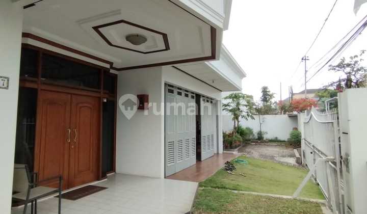Rumah Klasik Mewah Sayap Pasteur Full Furnished 2