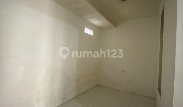 Murah Rumah di Komplek Nata Endah Cocok untuk Konveksi