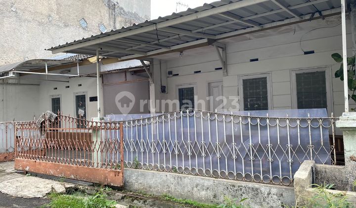 Murah Rumah di Komplek Nata Endah Cocok untuk Konveksi
