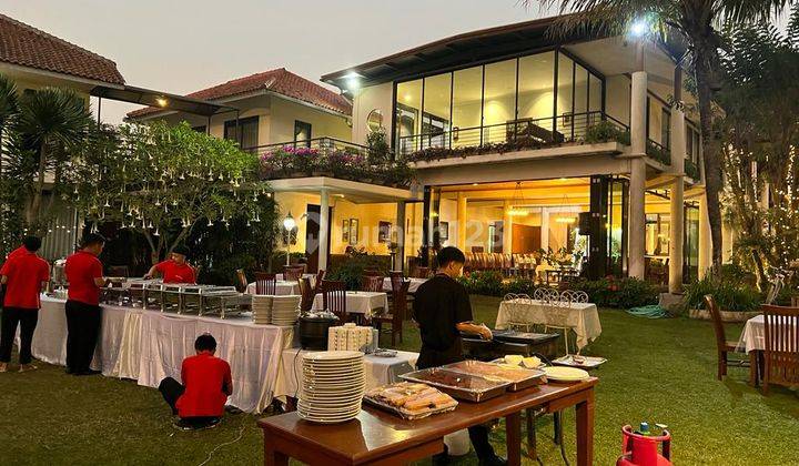 Hotel Dan Cafe Lembang Dengan View Cantik 1