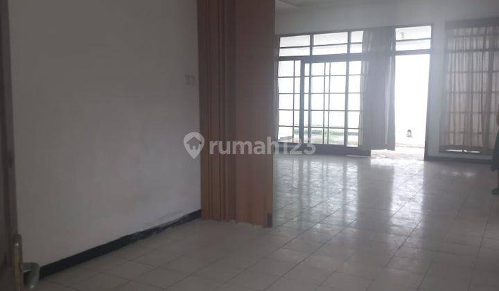 Disewakan Rumah Nyaman di Komplek Taman Sakura 1