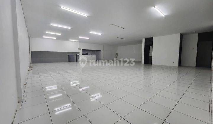 Ruang Usaha Surya Sumantri Mainroad Cocok Kantor Billiard Kuliner 1