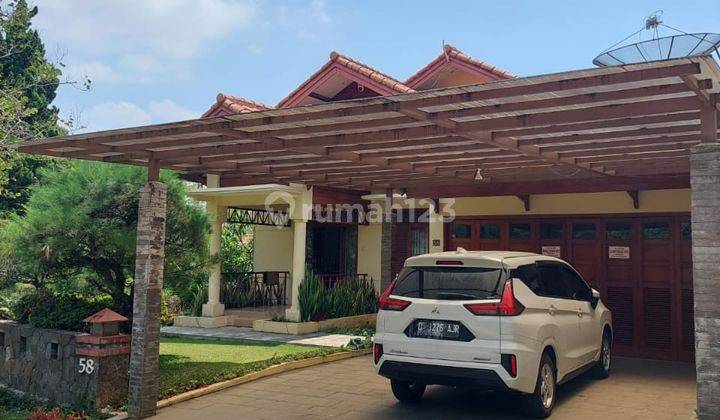 Rumah Klasik Asri di Dago Pakar Resort Bandung 1