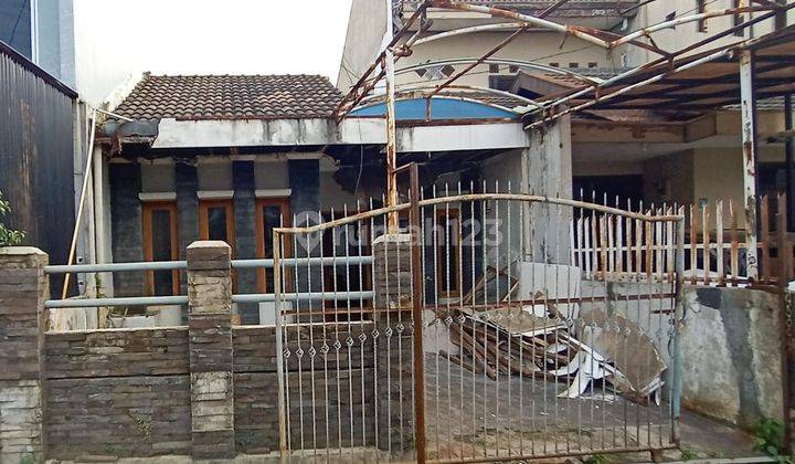 Rumah Lama di Melong Cijerah Dekat Borma Kodya Bandung 1