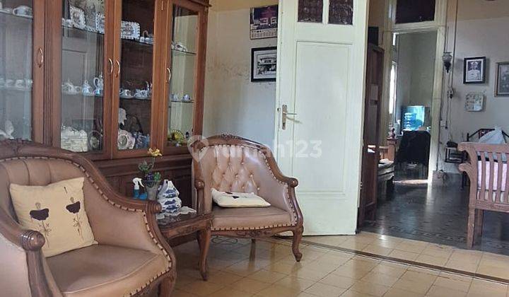 Rumah Heritage Jl. Gatot Subroto Cocok Cafe dll 2