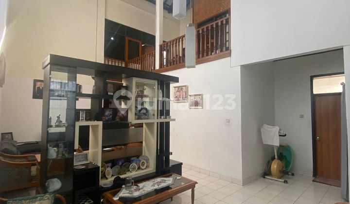 Dago Wing House Suitable as a Motorcycle-Access Boarding House 1