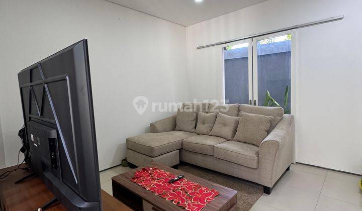 Jarang Ada Rumah Full Furnished di Palm Sunset samping JB School 2