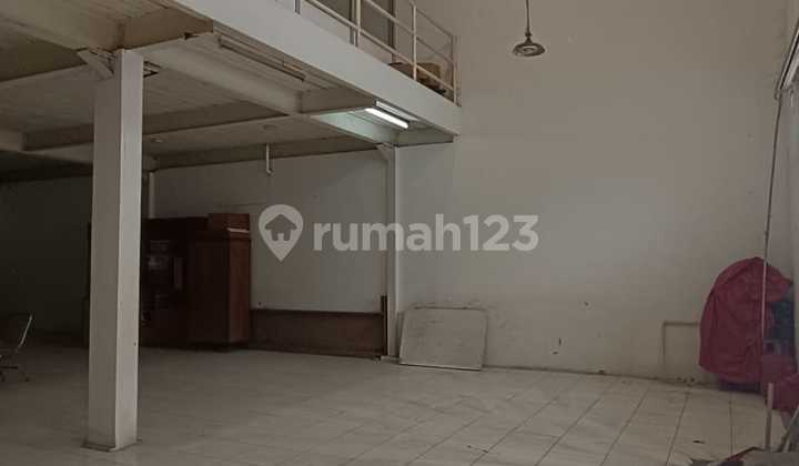 Strategic Warehouse in Kopo Mas near Toll Exit