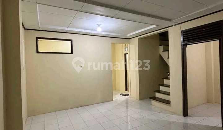 Rumah Baru Renovasi Siap Huni di Riung Bandung Rumah Baru Renovasi Siap Huni di Riung Bandung