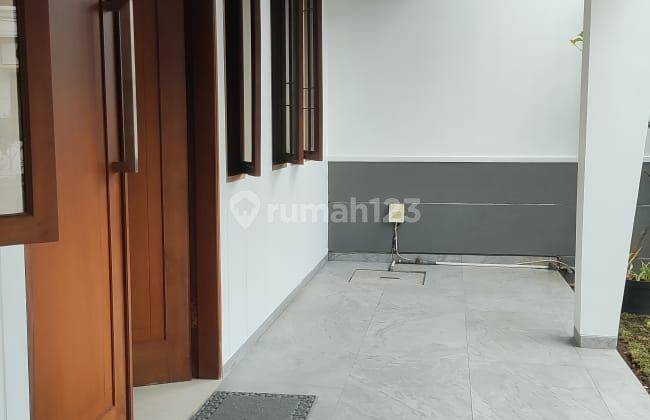 Rumah Lux Terawat di Komplek Mekar Wangi 2