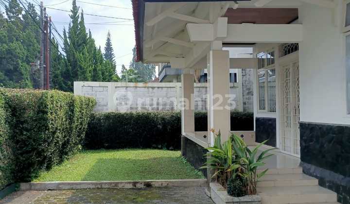Disewakan Rumah Luas Nyaman di Sutami Bandung