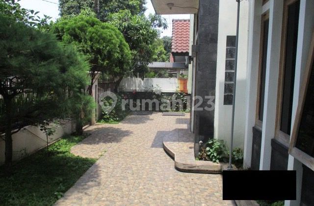 Murah Banget Rumah Hoek di Batununggal Indah Murah Banget Rumah Hoek di Batununggal Indah