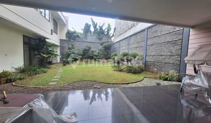 Rumah Mewah Strategis di Mainroad Sukajadi