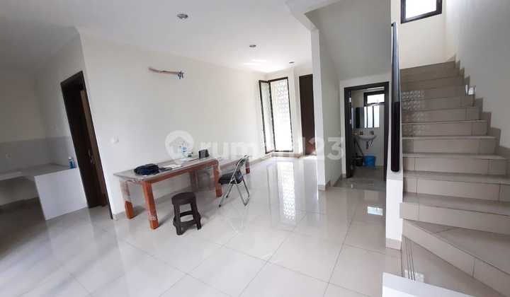 Rumah Nyaman Cynthia Premium Summarecon Bandung