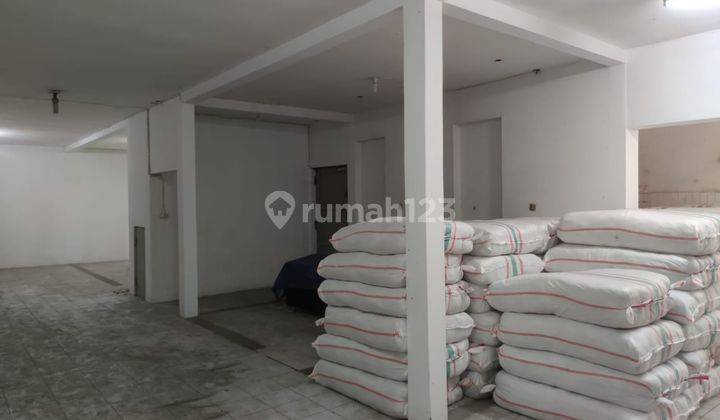 Ruko dan Gudang Jl Jamika untuk Kantor Home Industri Showroom 1