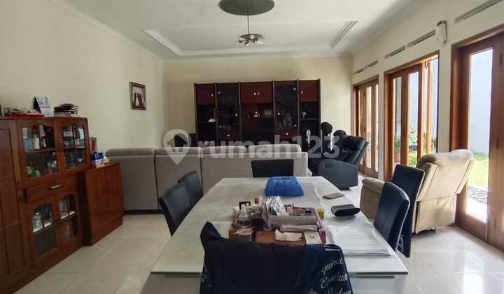 Well-Maintained Corner House in North Setra Indah 2