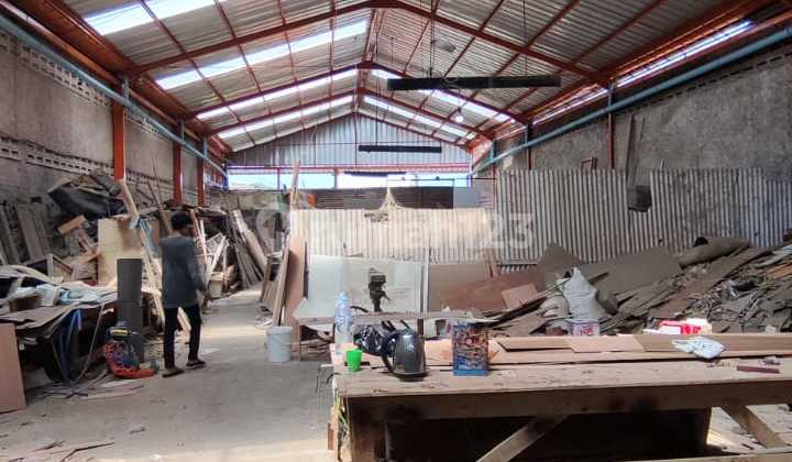 Bojongsoang Warehouse Flood-Free Can Produce