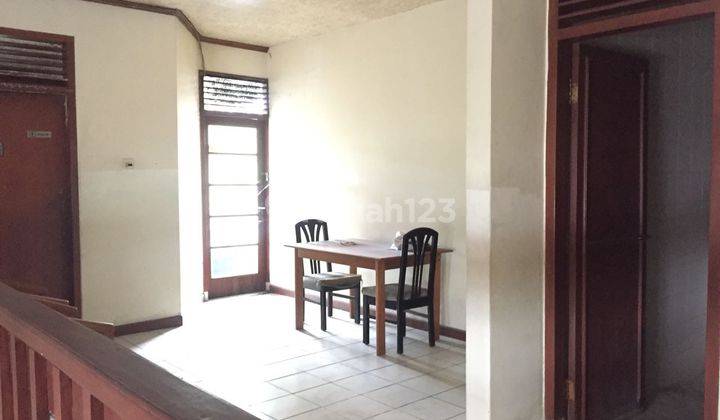 Kos Kost dan Rumah Induk di Tubagus Ismail 2