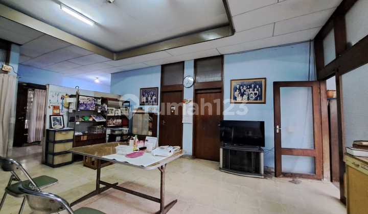 Rumah Strategis Tengah Kota bisa Usaha di Sayap Cipaganti Rumah Strategis Tengah Kota bisa Usaha di Sayap Cipaganti