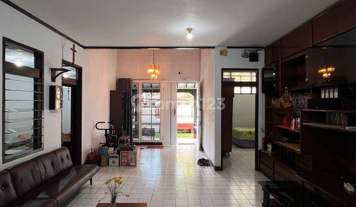 Rumah Kopo Permai Mainroad Semi Furnished 2