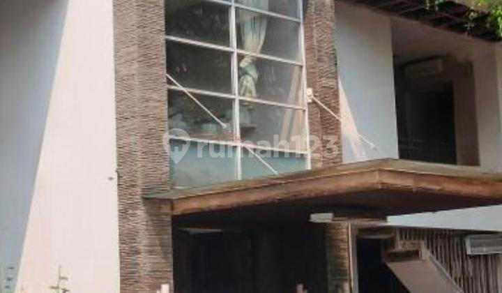 Affordable Luxury House in Kemang, South Jakarta