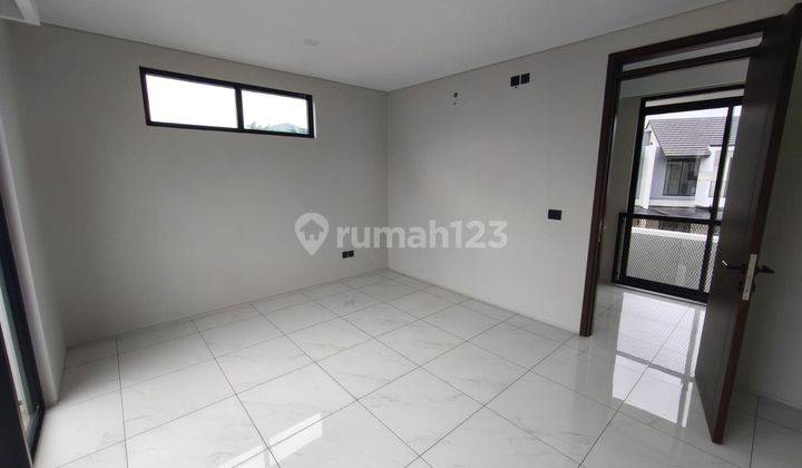 Rumah Kbp Hook Sebelah Taman Punawangi Kota Baru Parahyangan 2