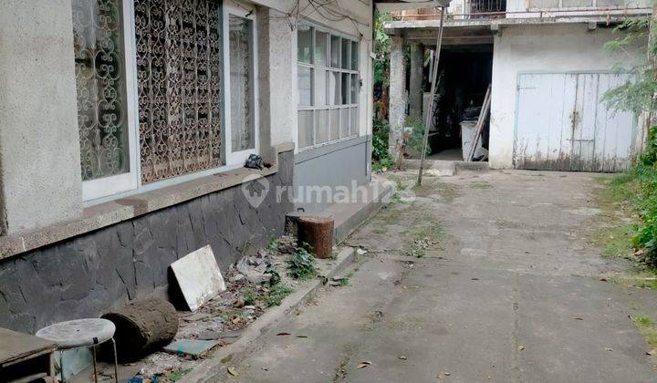 Rumah Luas Tengah Kota di Jl Pajagalan Bandung 1