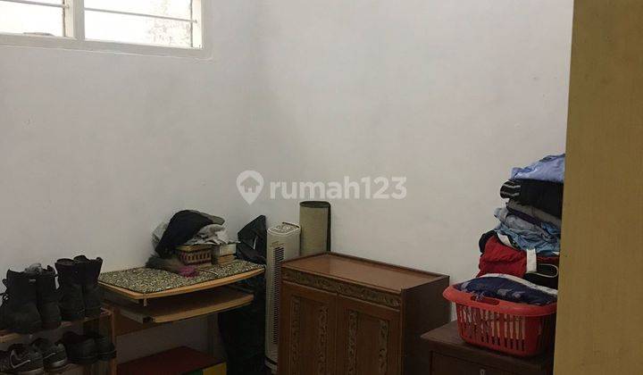 Rumah Klasik Luas di Tki Taman Kopo Indah 1 2