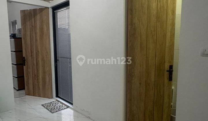 Rumah Baru Semi Furnished di Komplek Lembah Cipageran 2