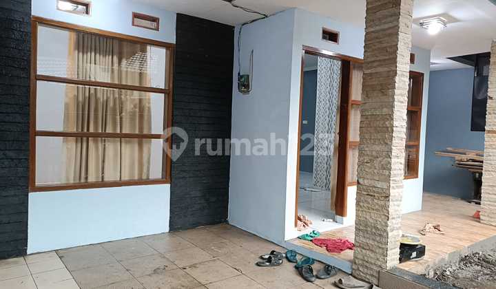 Comfortable Ready-to-Occupy House in Permata Kopo Comfortable Ready-to-Occupy House in Permata Kopo