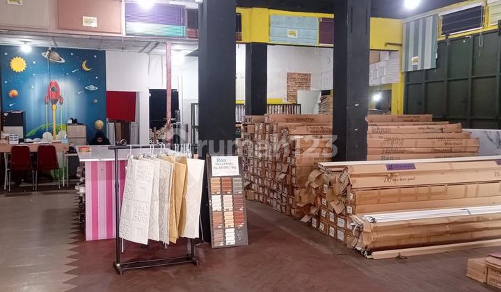 Ruang Usaha Jalan Nasional Sumedang Mayor Abdurahman