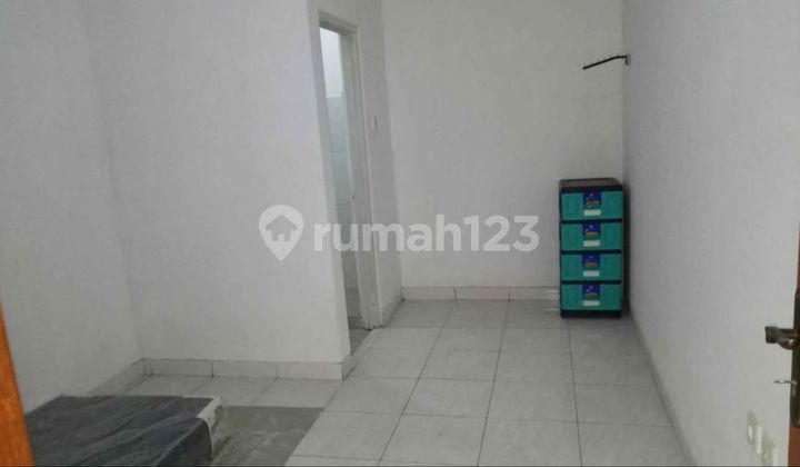 Board of Girls Only Boarding House Behind Unjani Cibeber Campus 2