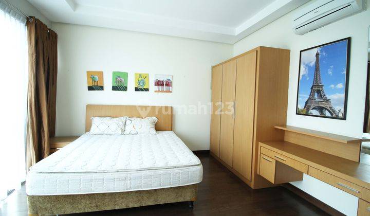 For Rent Kemang Mansion, 1br, Nice View, Middle Floor, Very Spacious 2