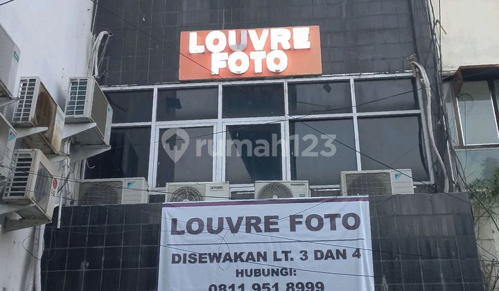 Disewakan Ruko Mampang, Depan Jalan Raya, Daerah Strategis, Baru di Renovasi, Ada Access Beda Utk Lantai 3 dan 4