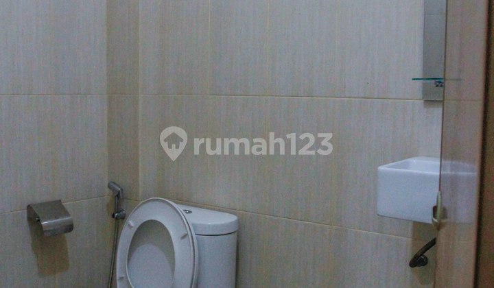 For Rent: Mampang Shop House 3rd & 4th Fl (office) 1st & 2nd Fl Already Rented For Rent: Mampang Shop House 3rd & 4th Fl (office) 1st & 2nd Fl Already Rented