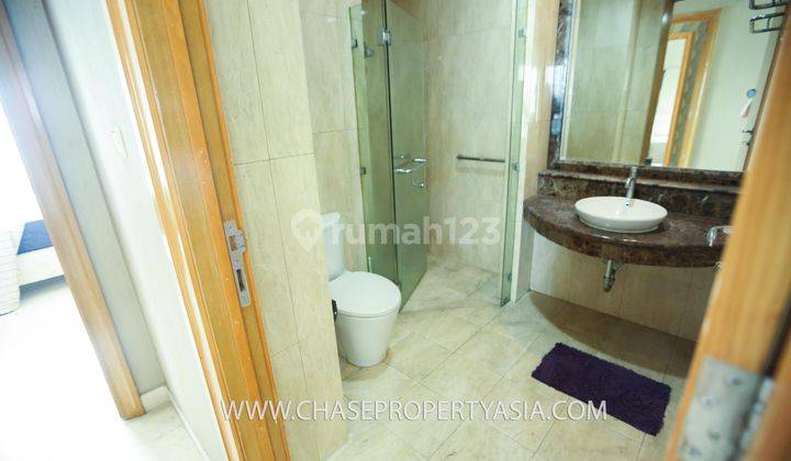 For Sale Apartement Senayan Residence Two Bedrooms, 97 M2, Middle Floor, Open View 2