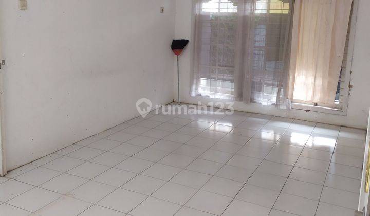 HOT DEAL SALE!! Rumah Bagus 2 Lantai SHM di Sukawarna 2