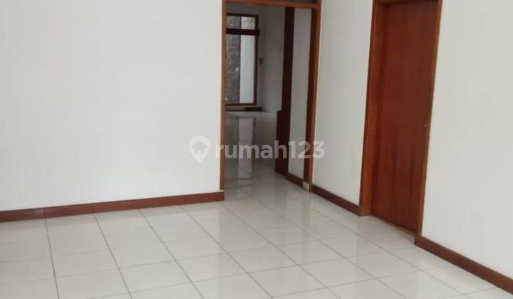 HOT DEAL! DISEWA Rumah Bagus 2 Lantai SHM Sayap Pasteur 2