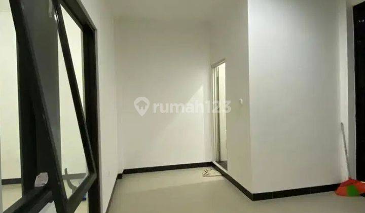Hot Deal!! Sewa Yuk, Rumah Semi Toko Bagus SHM di Andir 2