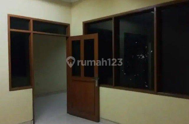 Hot Deal! Disewa Rumah 2 Lantai Bagus Pasirkaliki 1