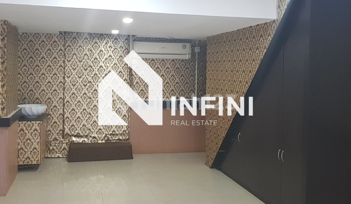 Kios Strategis Nagoya - Cocok Usaha, Lokasi Prime!