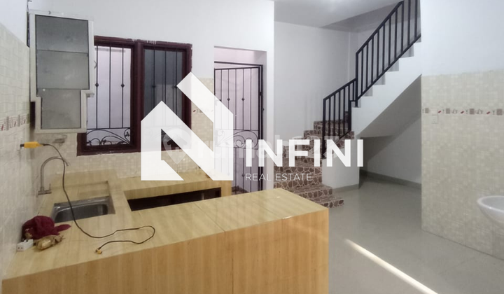 Rumah 3 Lantai Siap Huni di Batam Center - Lokasi Strategis, Harga Nego! 1