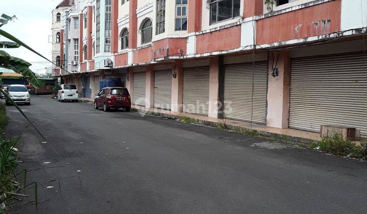 RUKO HOOK 3 LANTAI LOKASI STRATEGIS DI BATAM CENTRE 2