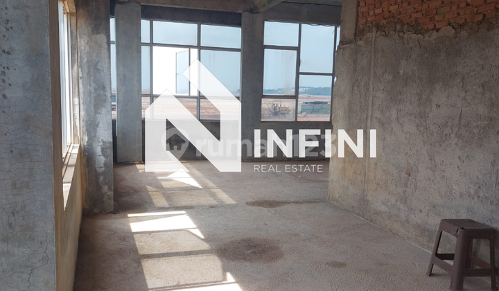 3-Story Semi-Ready House Hook Position in Batam Centre 2