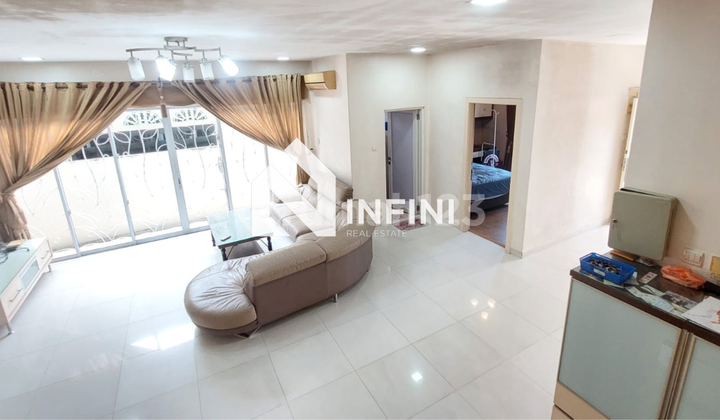 Luxury Modern Glass House 2 Floors in Nagoya Area Batam 2