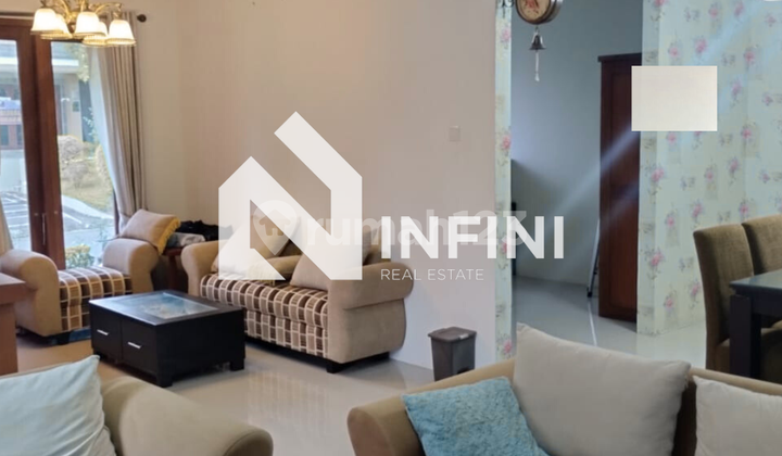 Modern 2-Story House with Green View Ready to Occupy in Batam City 2