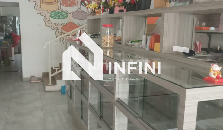 Ruko 2 Lantai Terenovasi Cocok Untuk Bisnis Di Batam Kota, Batam