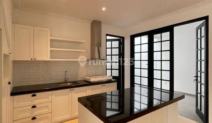 Rumah 2 Lantai Bagus Furnished SHM di Villa Delima Lebak Bulus, Jakarta Selatan 1