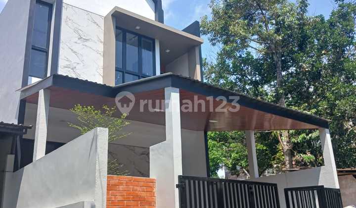 Rumah Mewah di Gunung Pati Semarang 2