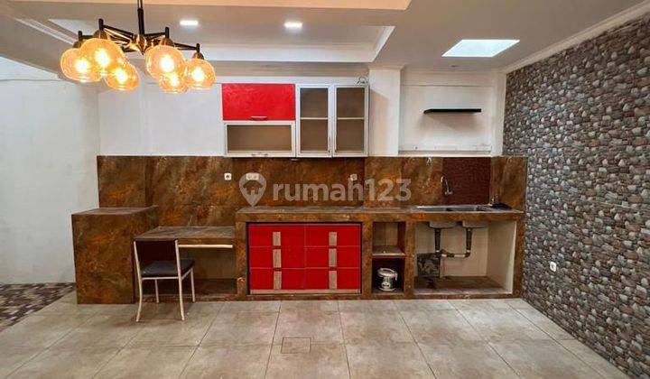 Disewakan Rumah 8x20 Muara Karang Hadap Utara 9